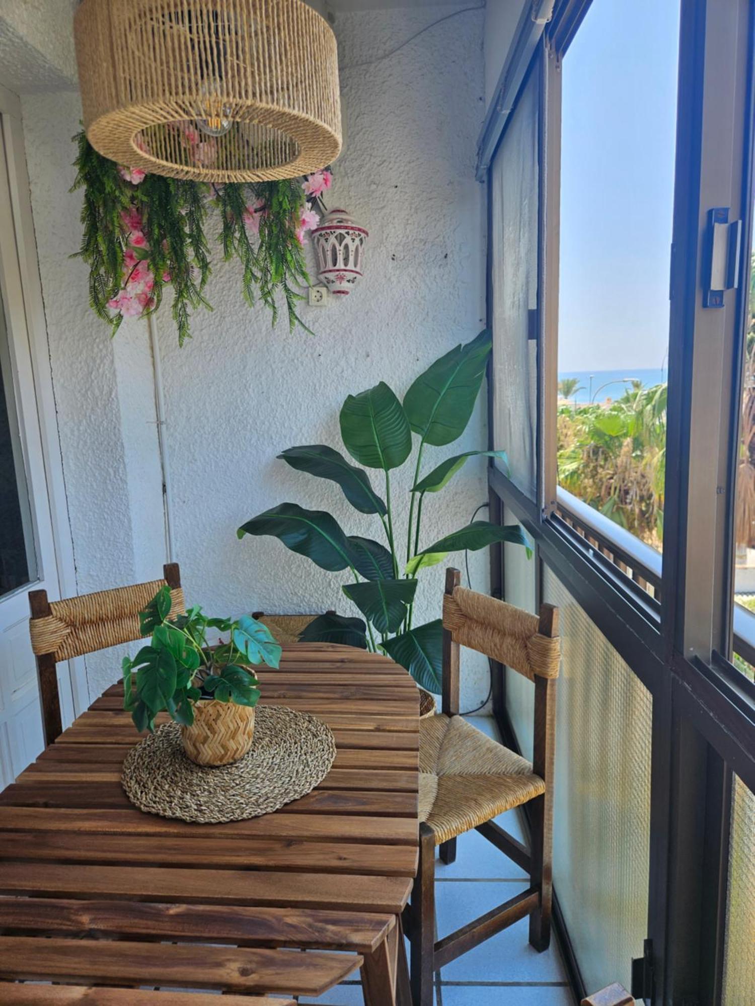 Tropicana Apartment